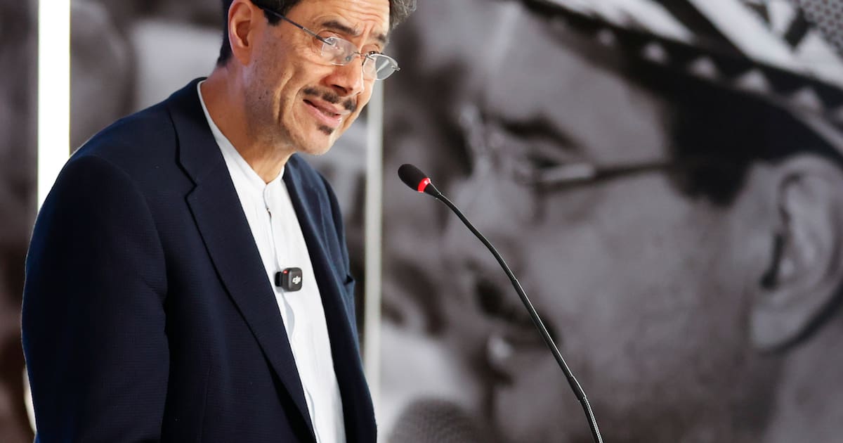 Iván Cepeda enfrenta críticas de figuras cercanas al petrismo