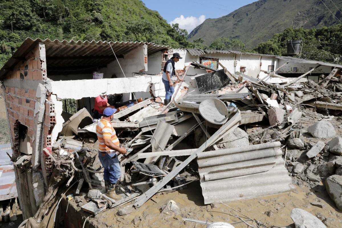 Policía de Cartagena perdió a 19 familiares en Quetame: no encuentran a su mamá