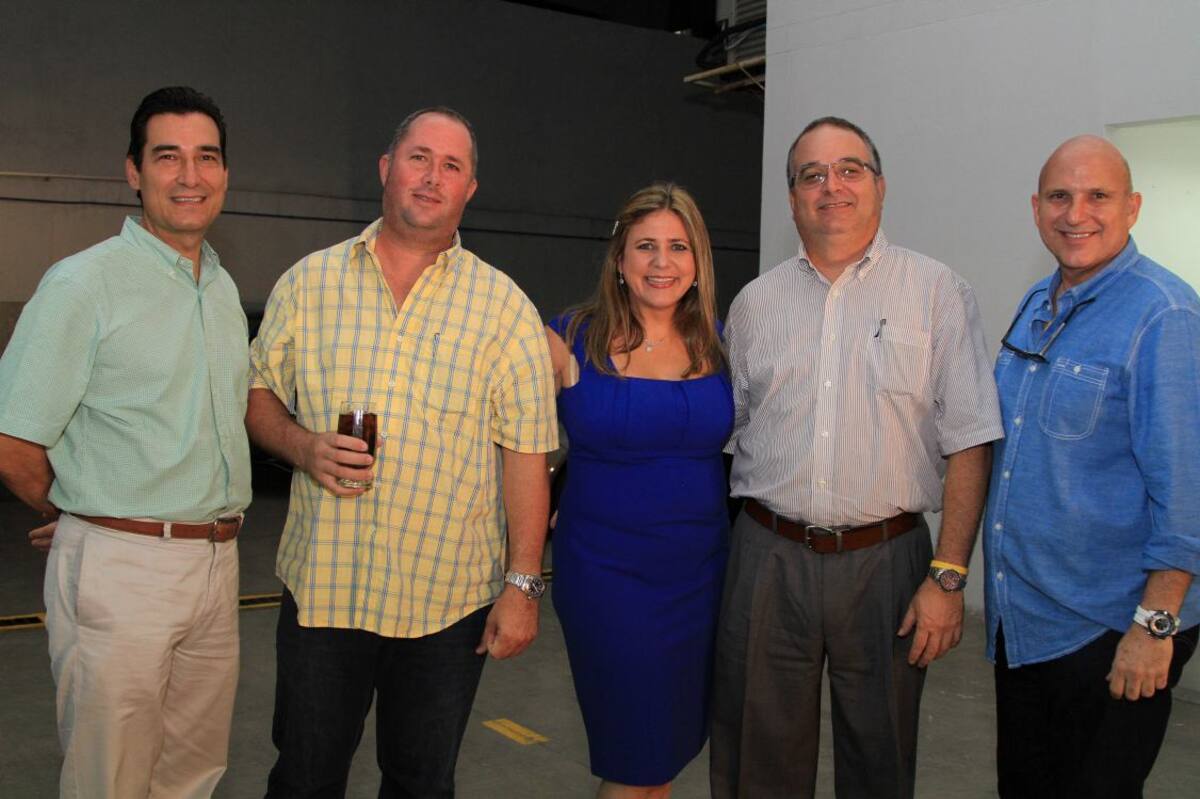 Alejandro Uribe, Orlando Lemaitre, Claudia Lecompte, Philip Chapman y Miguel Stambulie.