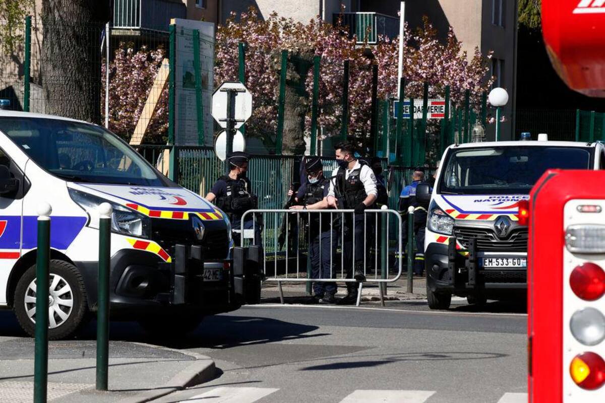 Francia: 5 detenidos tras ataque fatal a mujer policía