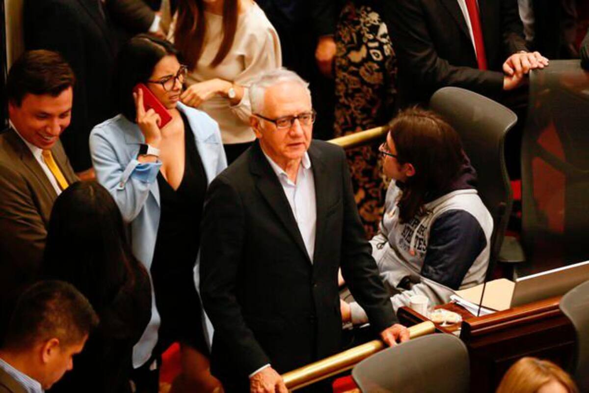 En sesión plenaria aprueban tres nuevos artículos sobre reforma a la salud