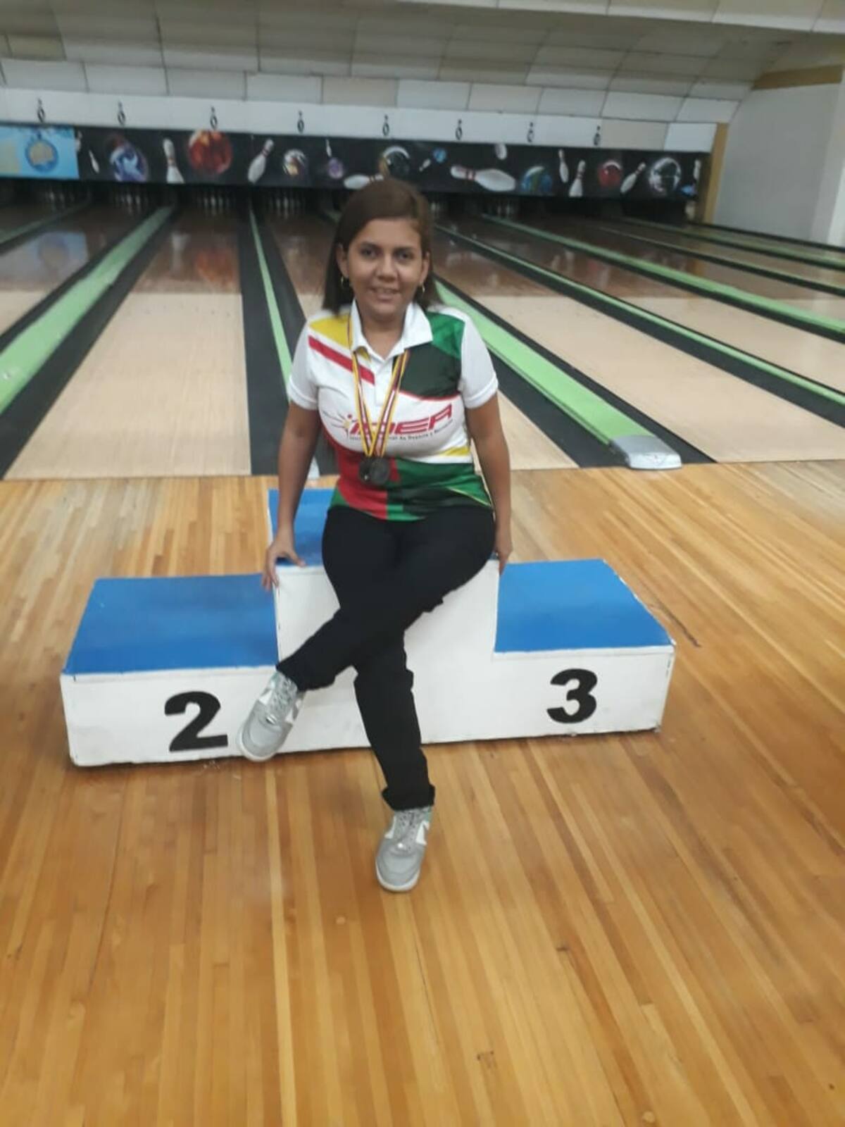 Mariela Cifuentes ganó el oro para Bolívar en bolos. Cortesía