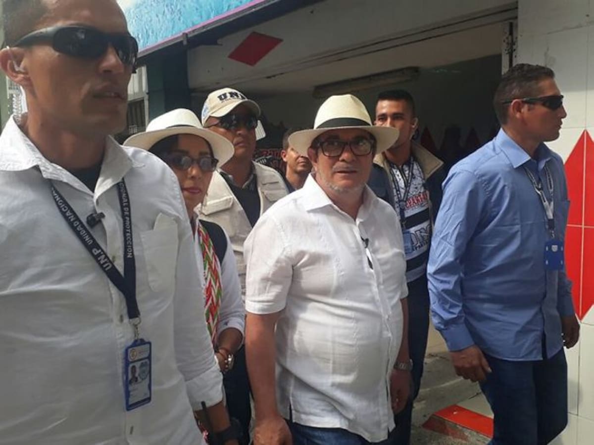 Rodrigo Londoño Echeverry estuvo desde el mediodía de este viernes en Armenia, donde inició su campaña para la Presidencia. Colprensa.