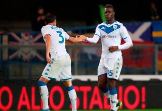 Balotelli amenaza con dejar partido ante insultos racistas