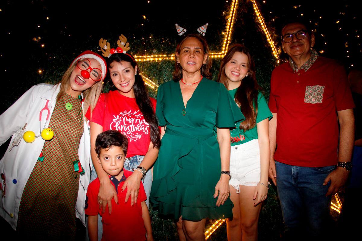 María Blanco, Carolina Ariza, Juan Felipe Borge, Martha Turizo, María Pascuales y Dairo Kulman.