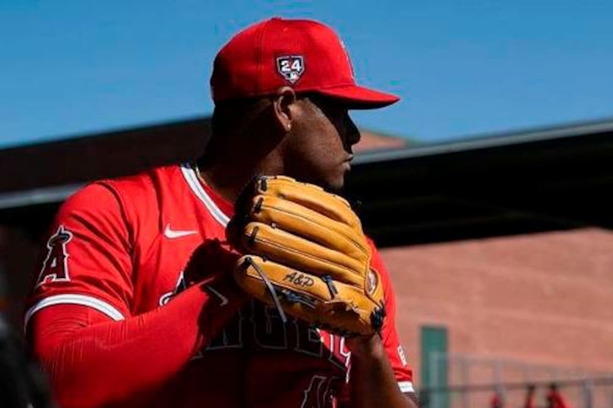 Atención: Guillermo Zúñiga en el equipo grande de los Angelinos de Los Ángeles