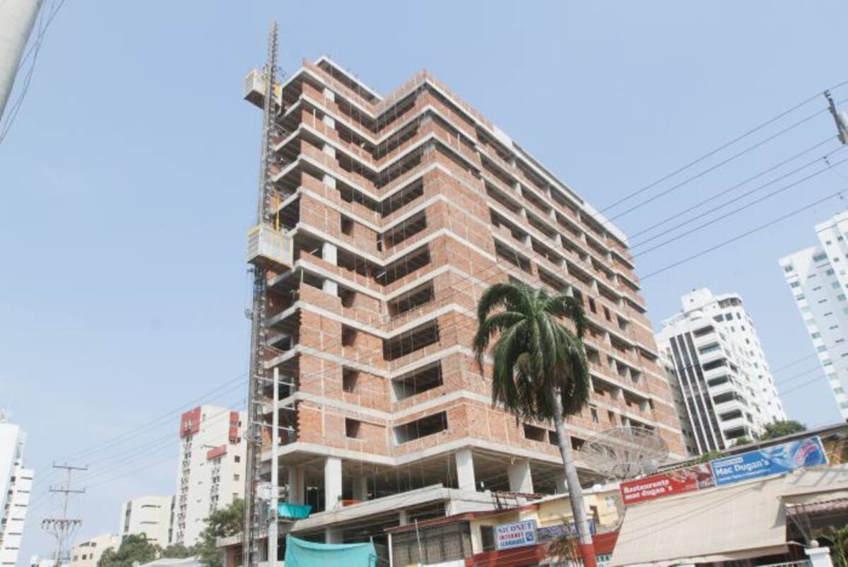 Hotel Holiday Inn Express, en Bocagrande, Avenida San Martín. JULIO CASTAÑO - EL UNIVERSAL