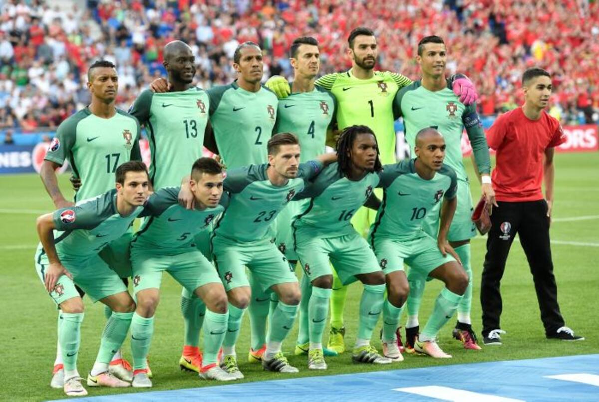 Las 6 figuras del fútbol que no pueden faltar en la final de la Eurocopa 2016. AP