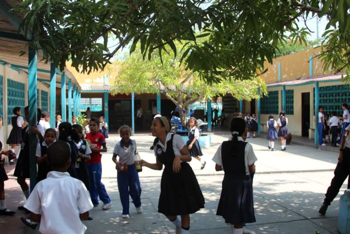 Esta es la sede donde actualmente funciona la Institución Educativa República de Argentina. JULIE PARRA BENÍTEZ - EL UNIVERSAL
