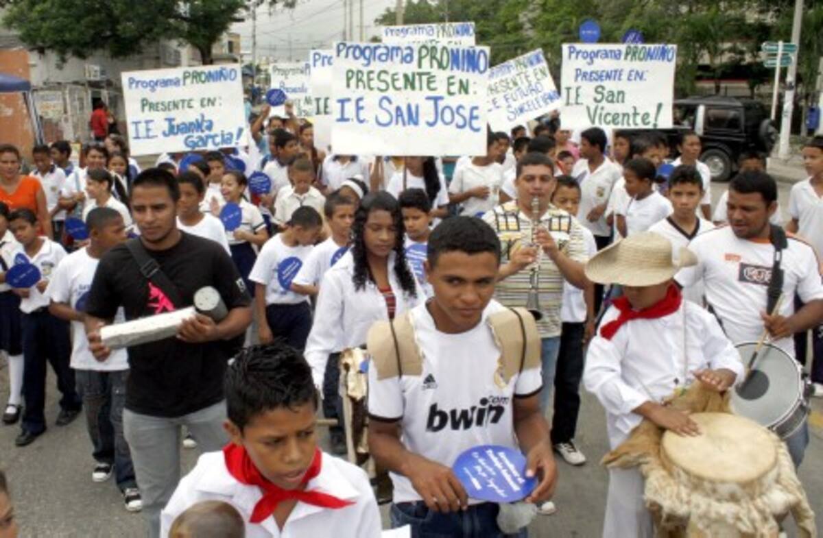 Niños y Niñas dijeron no al trabajo infantil y participaron en la caminata para sensibilizar al resto de la comunidad sucreña.