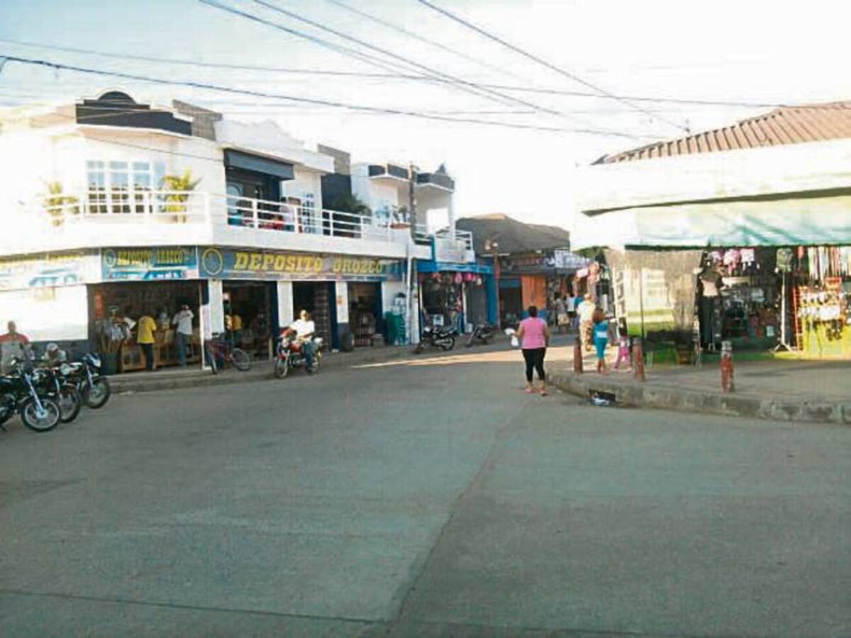 La comunidad de Pueblo Nuevo pide a Electricaribe cesar los apagones.