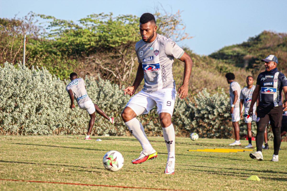 Junior salta al ruedo en busca de la décima estrella