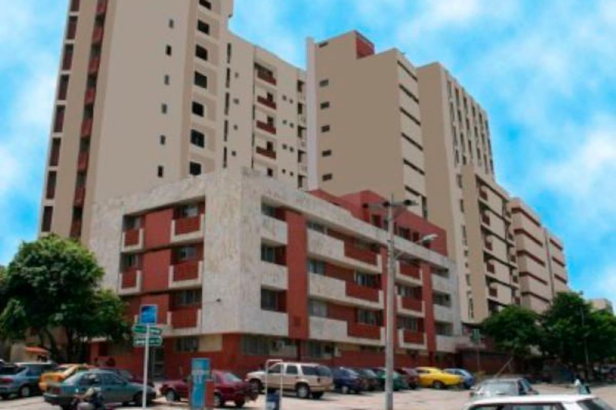 Trabajadores de Hospital Metropolitano de Barranquilla a paro indefinido