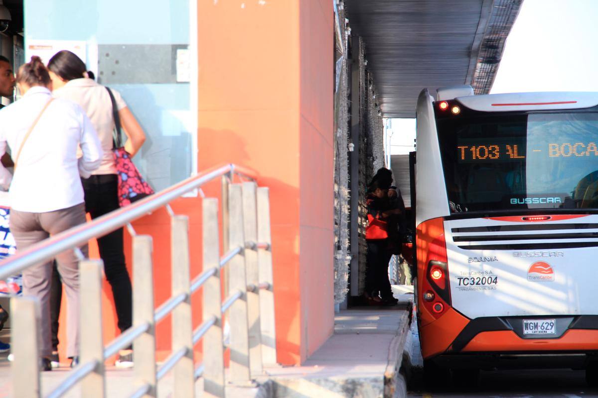 “Un hombre se masturbó detrás de mí”: usuaria de Transcaribe