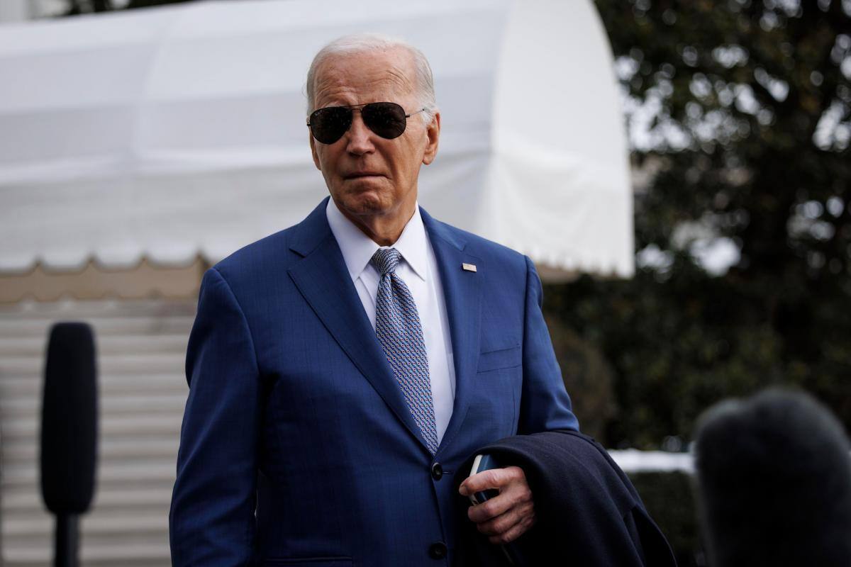 Biden anuncia que Estados Unidos seguirá bombardeando a los hutíes