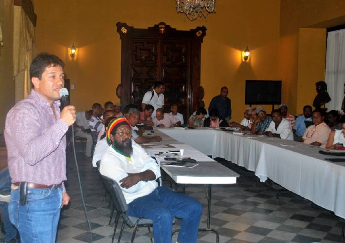 En la sede de la Gobernación de Bolívar, funcionarios de Equión Energía explicaron las estrategias de prevención y mitigación de riesgo durante el proceso de exploración de gas frente a las costas de Galerazamba. Cortesía