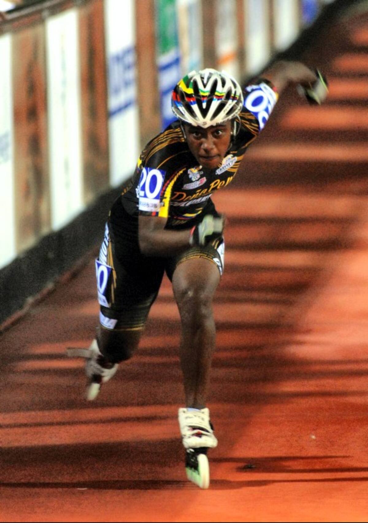 Jersy Puello compite para la Liga de Patinaje del Valle. LUIS RAMIREZ (COLPRESSPHOTOS) FEDEPATIN