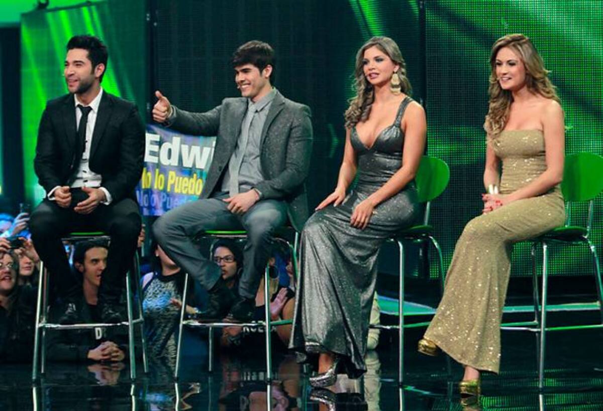 Jhoan y Edwin, durante la ceremonia de la elección, estuvieron acompañados por los 14 participantes del reality, sus familiares y otros invitados. Colprensa