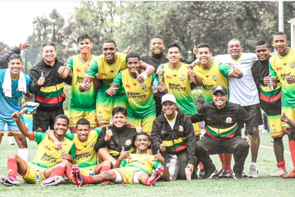¡Buena esa carajo!: Selección Bolívar, a la final nacional de fútbol juvenil
