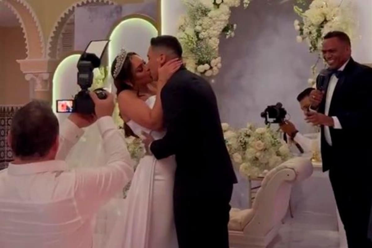 ¿Cuánto costó la millonaria boda de Andrea Valdiri y Saruma?