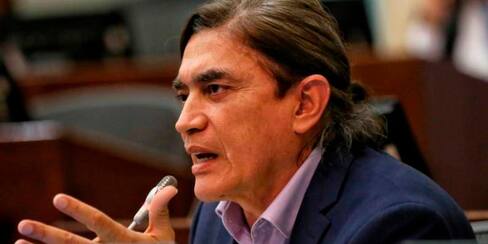 “Es simpático que Dau se refiera así de los entes de control”: Gustavo Bolívar