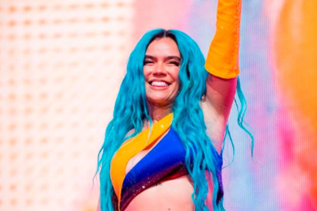 Shakira y J Balvin reaccionan ante show de Karol G en Coachella