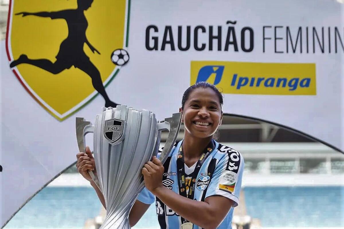 Sucreña Mónica Ramos, campeona con el club Gremio de Brasil