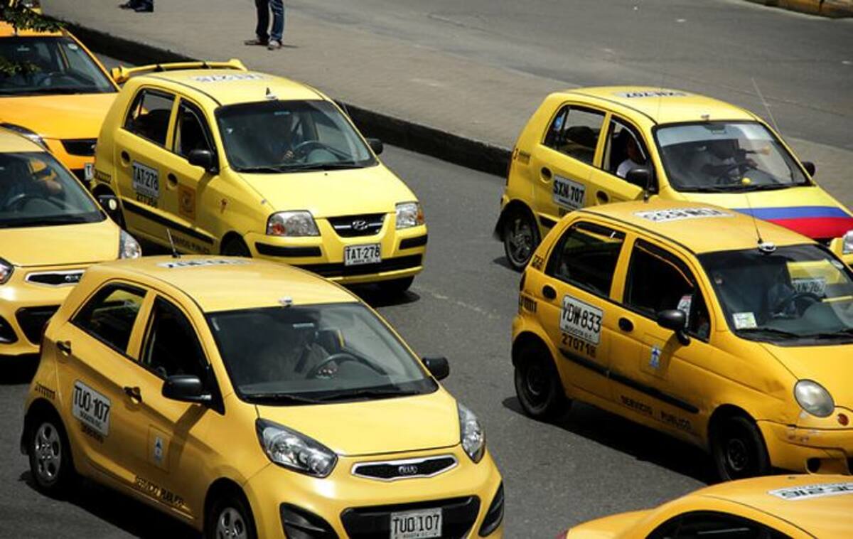 Seguridad en taxis. COLPRENSA.