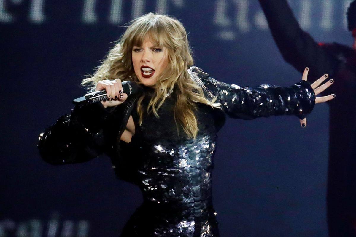 Taylor Swift pide que retiren estatuas de líderes racistas