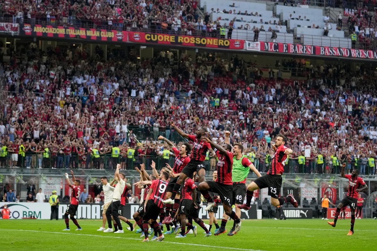 El Milan acaricia el Scudetto