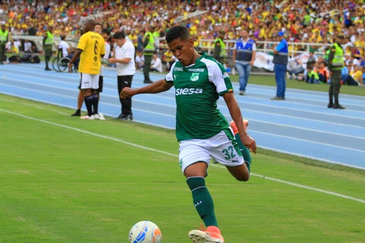 Hugo Daza Parra, lateral izquierdo del Deportivo Cali. Cortesía