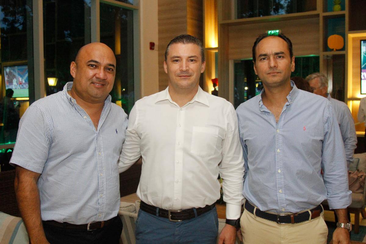 Rafael Cuesta, Juan Manuel Romero y José Devis.