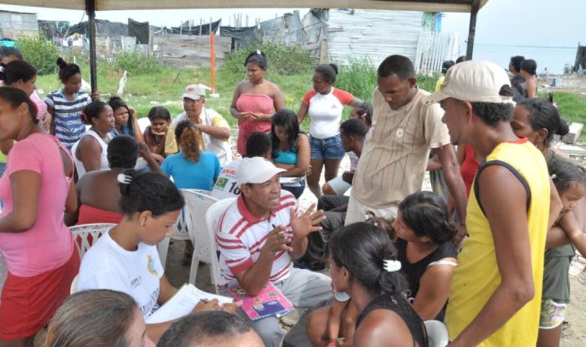 La comunidad acudió interesada a recibir la oferta de desarrollo social que tiene el Gobierno Distrital para las comunidades vulnerables.