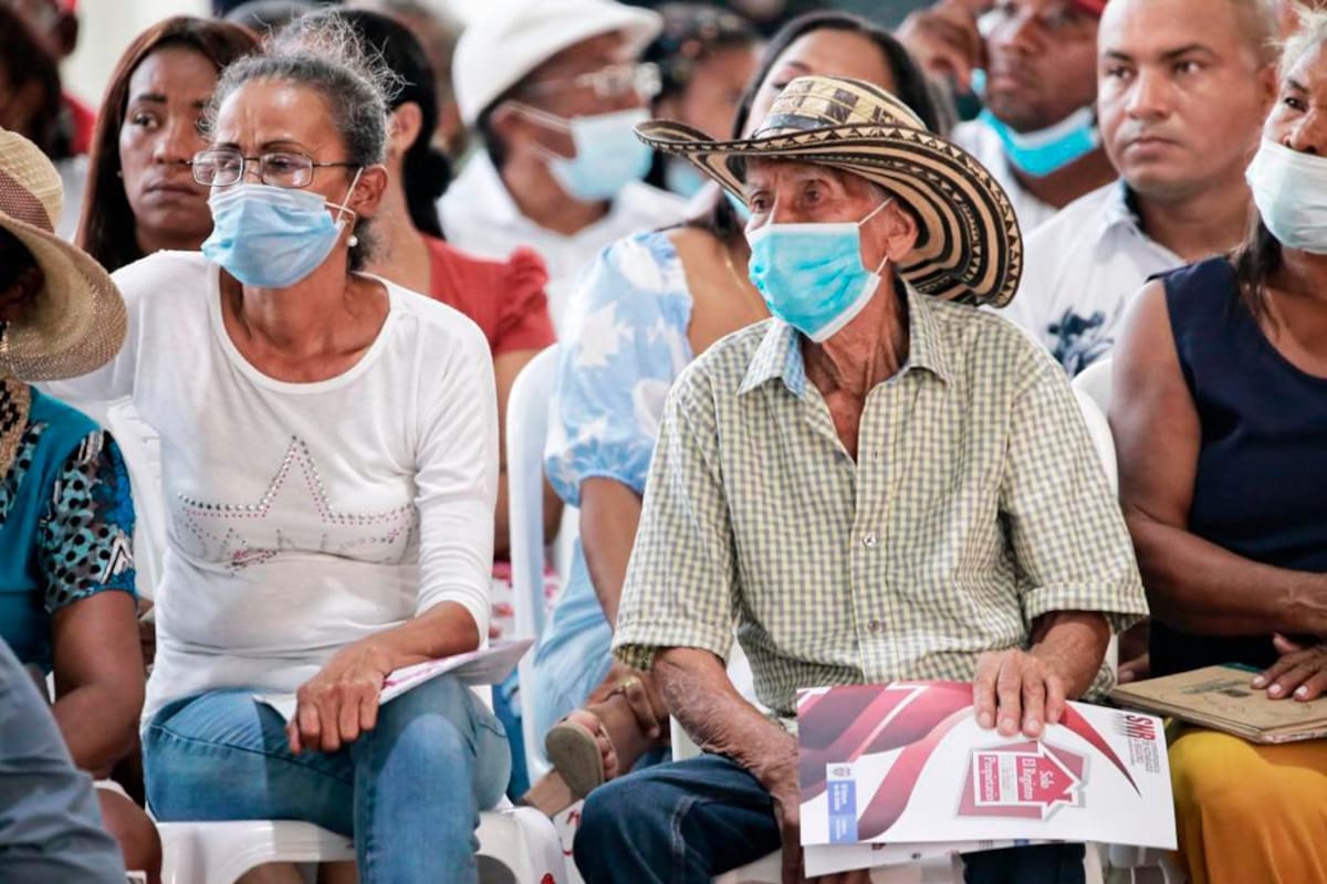 Marialabaja: 127 familias recibieron sus títulos de propiedad