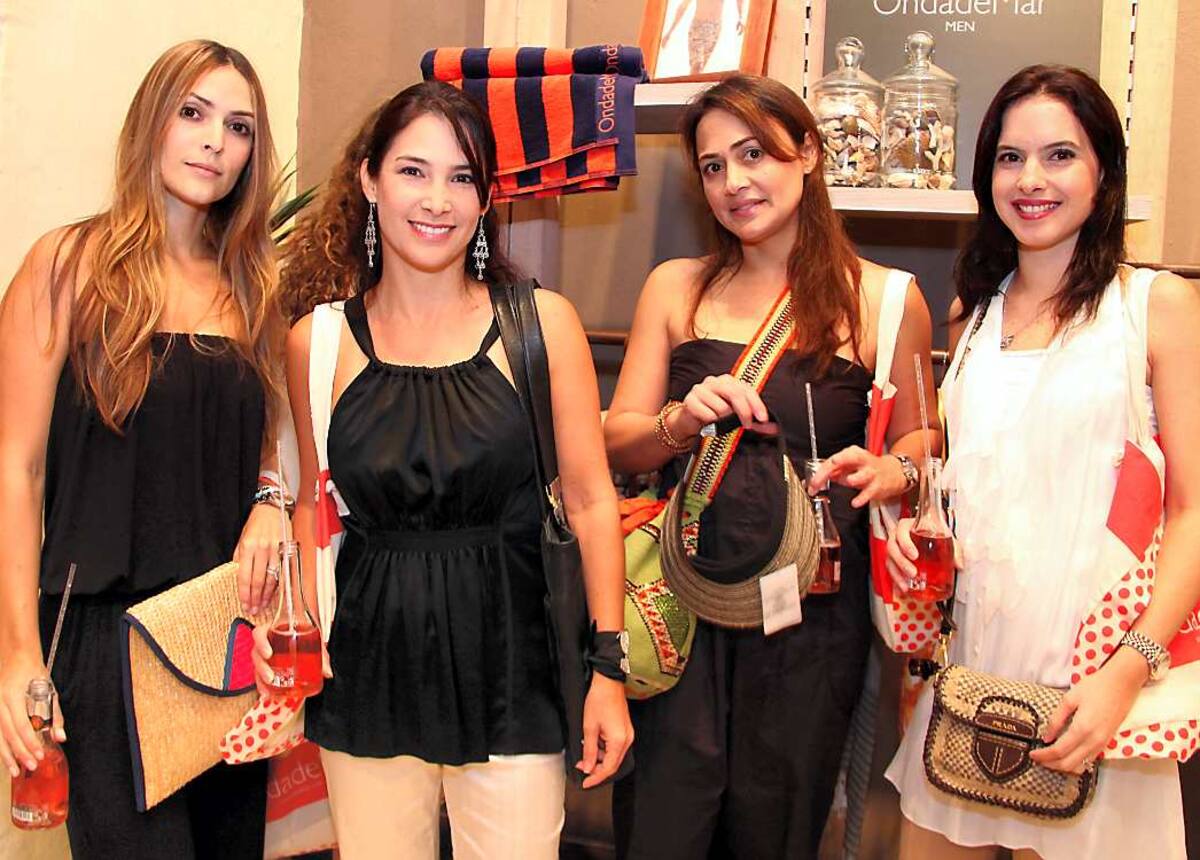 Irma López, Luisa Henao, Claudia Akel y Fiorella De La Espriella.