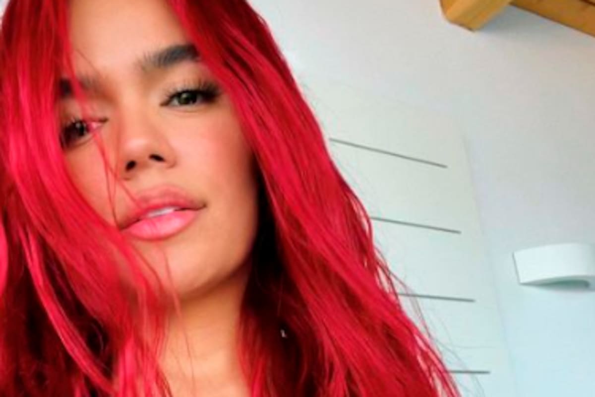 Karol G por fin reveló el significado de su cabello rojo