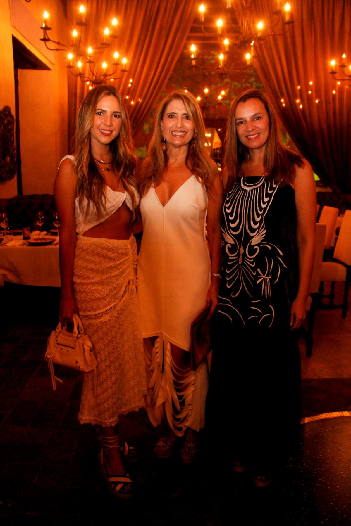 Stephenie Bradford, Mayra Ríos y Paula Sanmiguel.//Foto: Luis Eduardo Herrán - El Universal.
