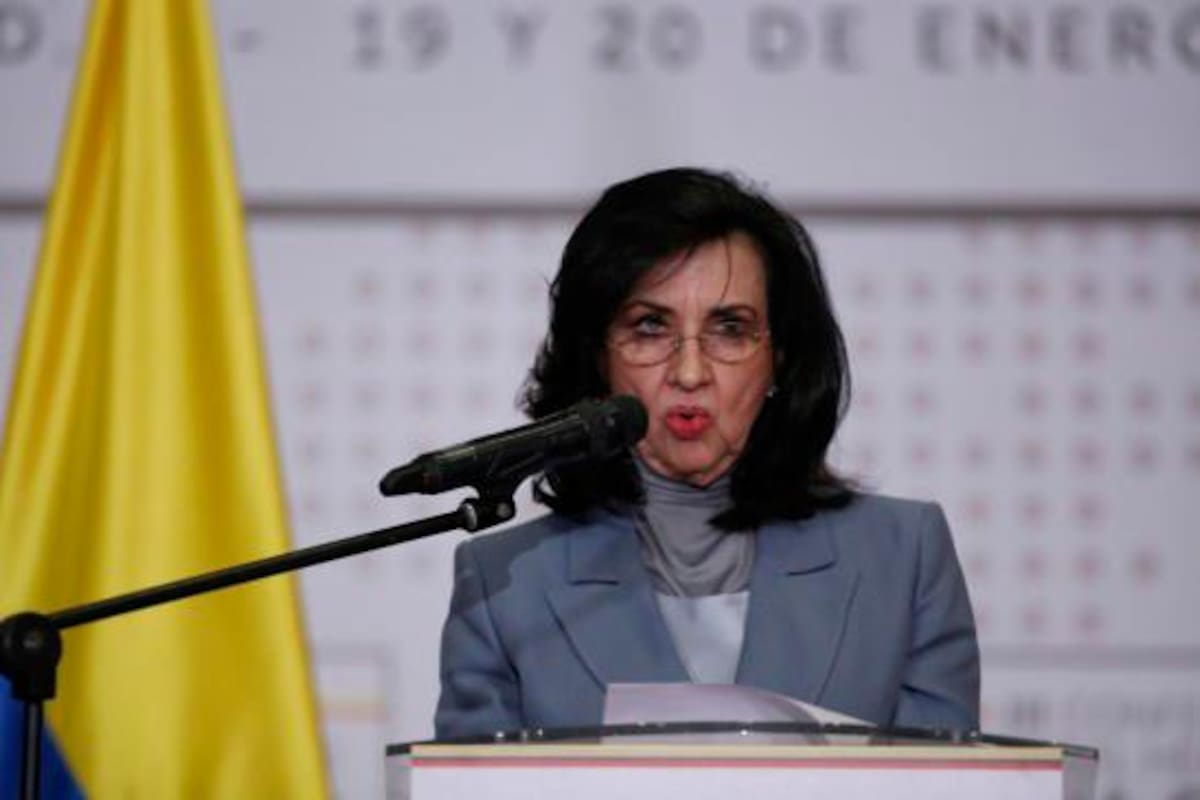 Continúa polémica por la reunión de la Comisión Asesora de Relaciones Exteriores