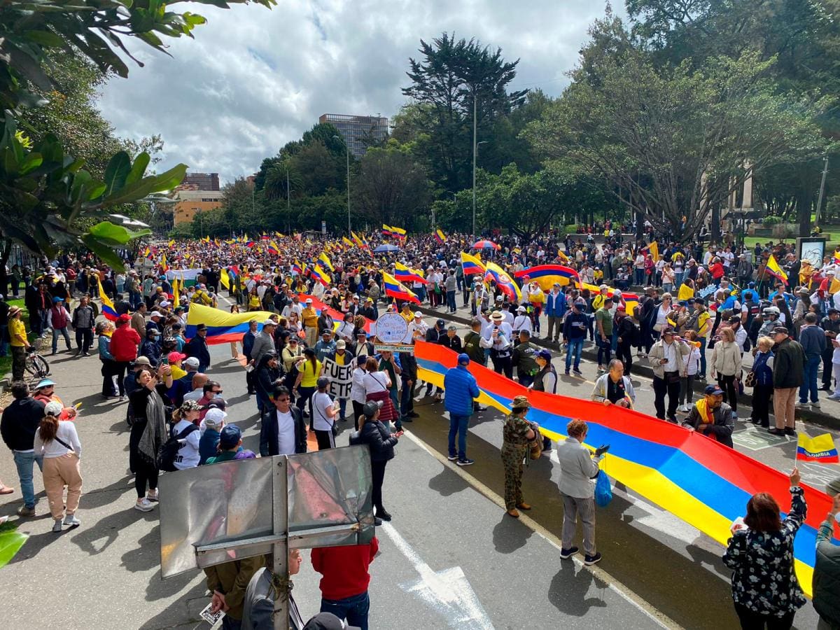 Manifestantes en Bogotá. // Twitter.