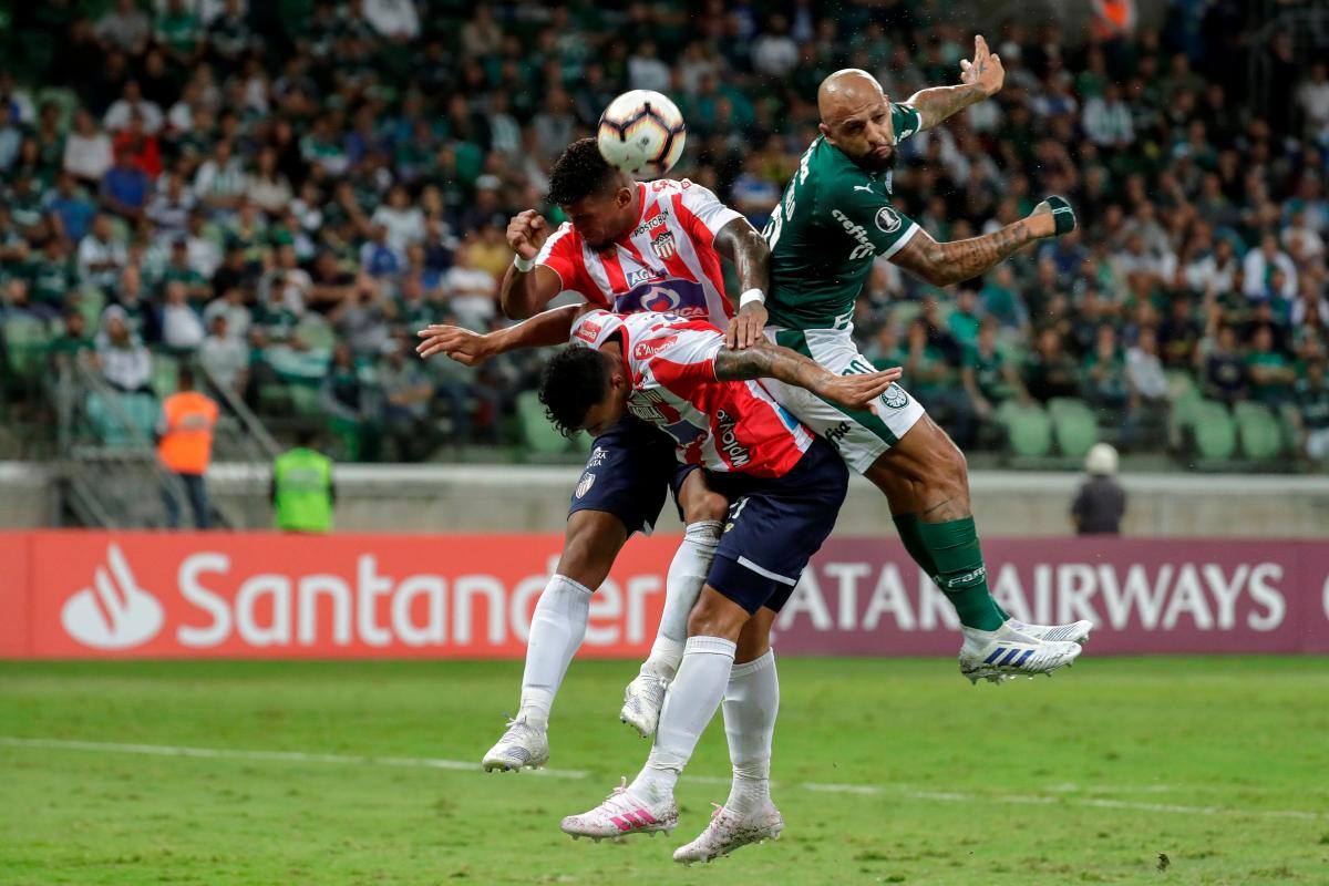 Futbolista no quería jugar en Junior, pero la plata lo convenció