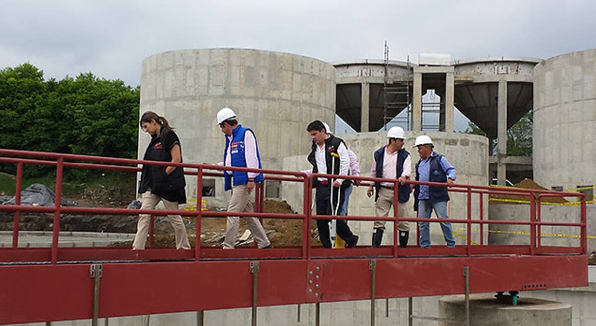 Minvivenda inaugura planta de tratamiento de aguas residuales. COLPRENSA
