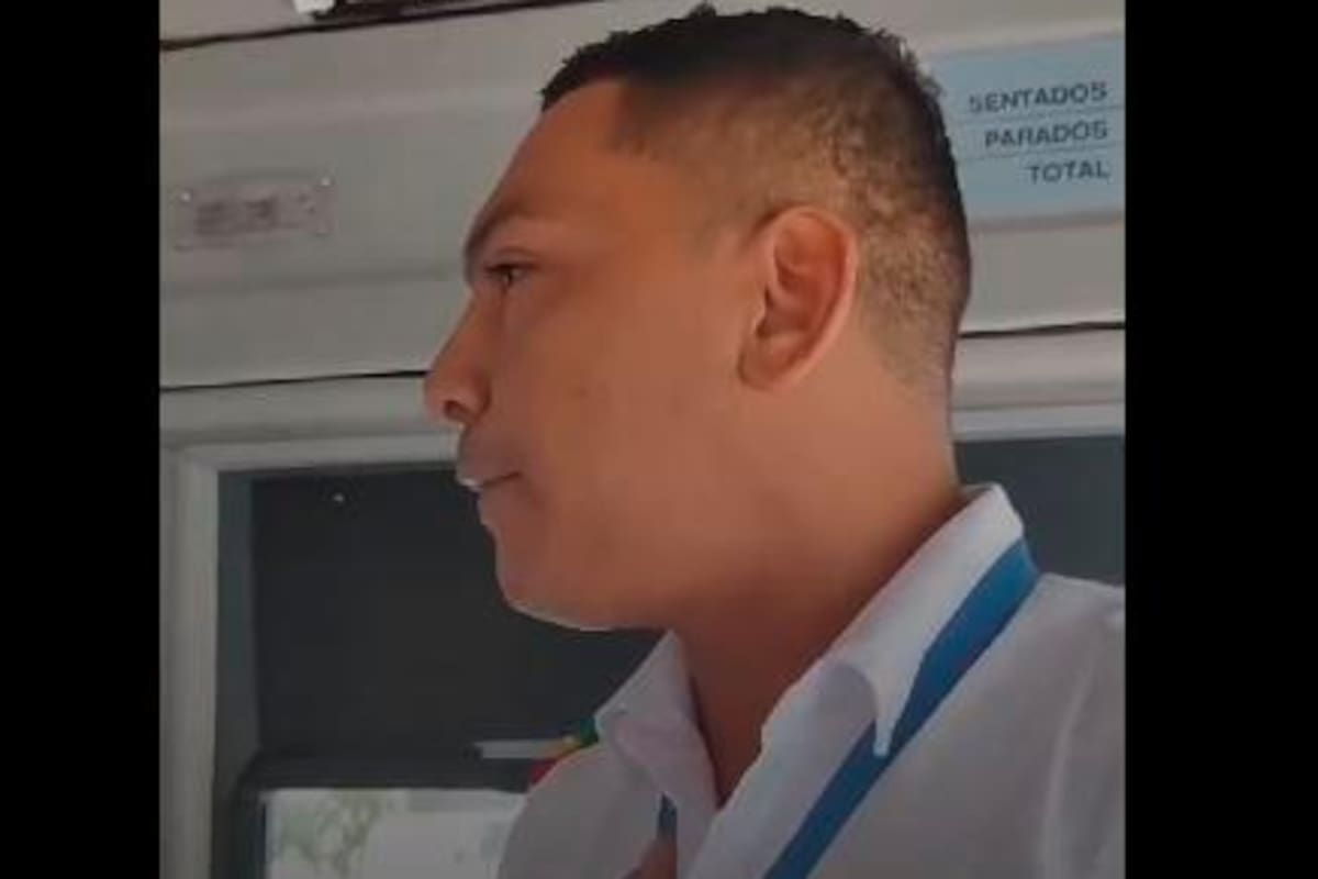 Conmovedor: conductor de Transcaribe se desahoga con pasajeros tras atraco