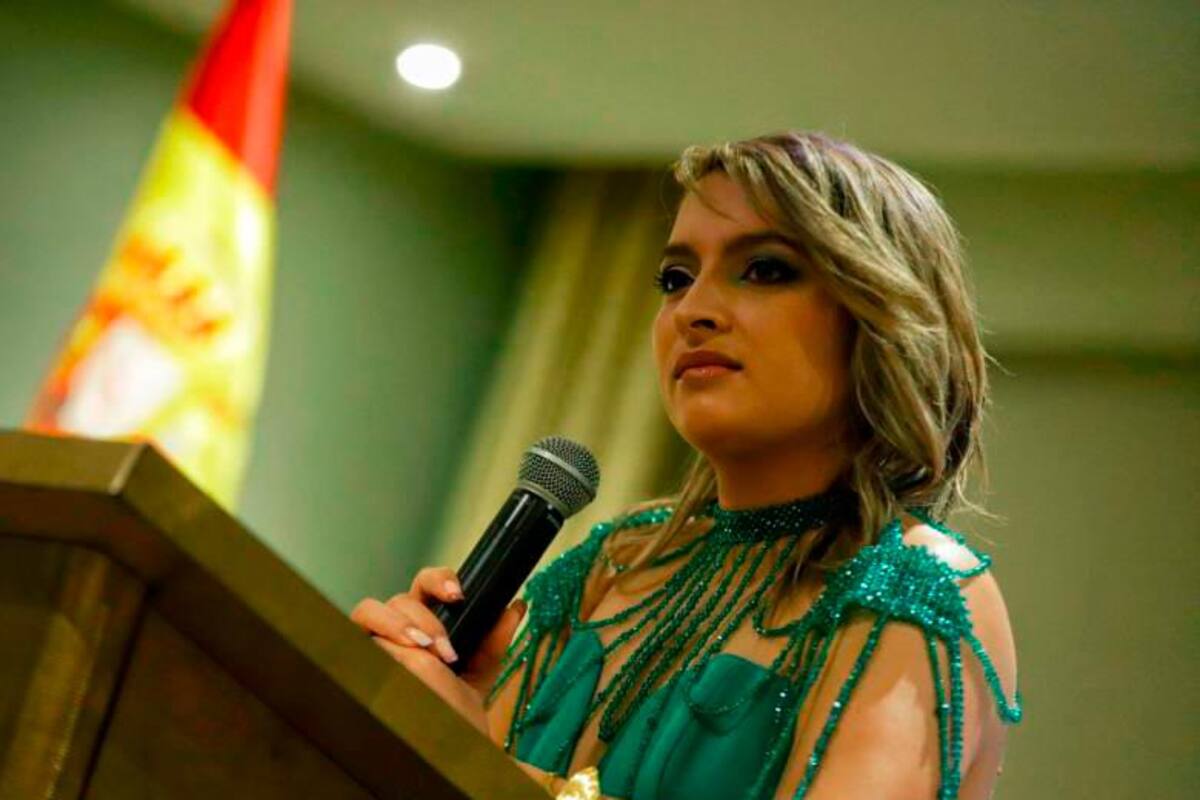 Hija de Gustavo Petro confiesa tener miedo y depresión por amenazas