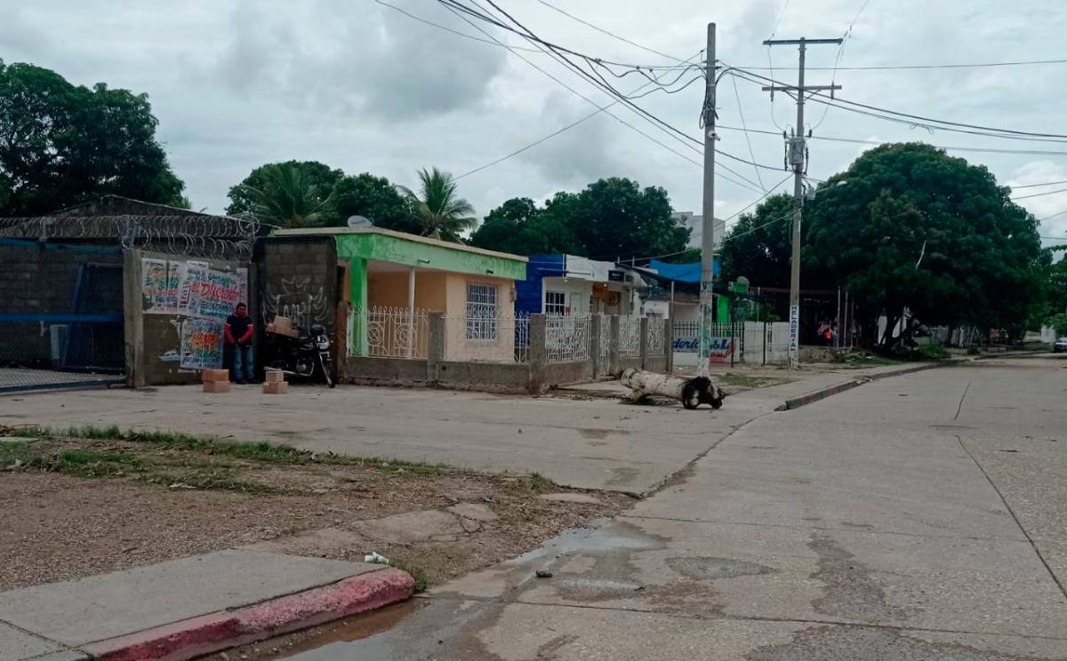 En el barrio Olaya Herrera, sector República, calle 40, ocurrieron los hechos que dejaron un muerto y dos heridos.