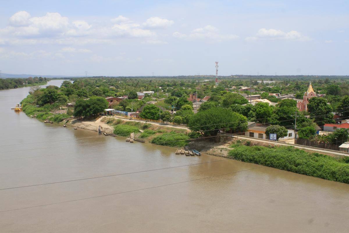 Firman acuerdo para recuperar el canal del Dique