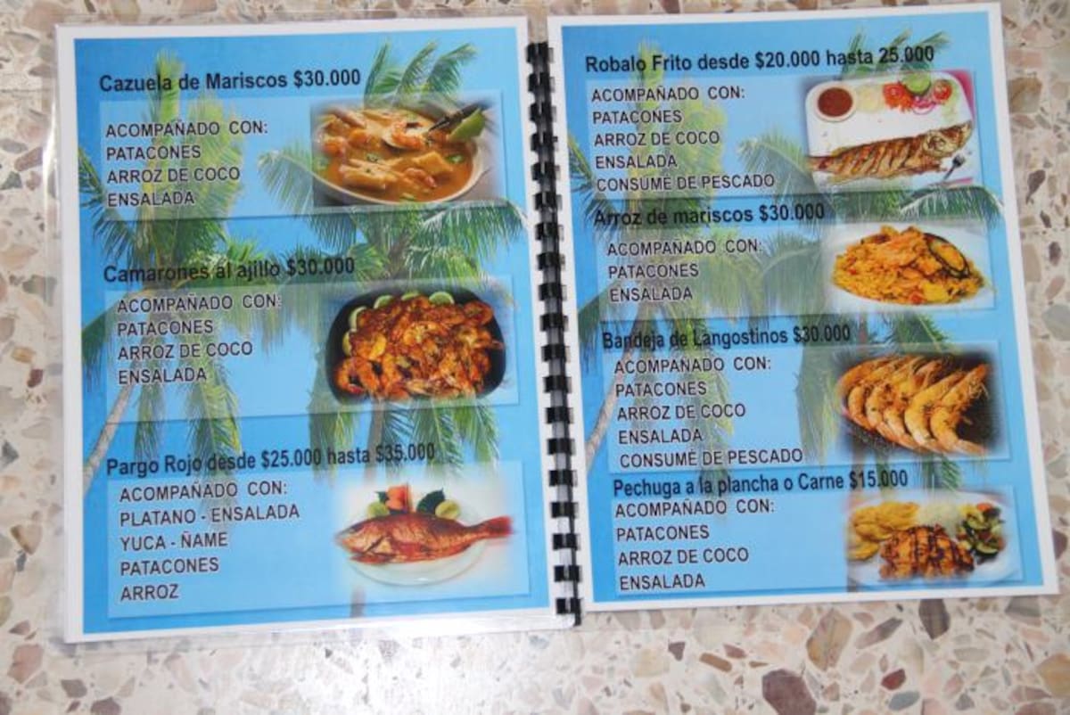 La carta incluye los precios de los platos típicos, bebidas y licores. //Zenia Valdelamar.
