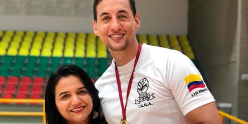 Germán Hernández sube a lo más alto del podio del regional de karate do
