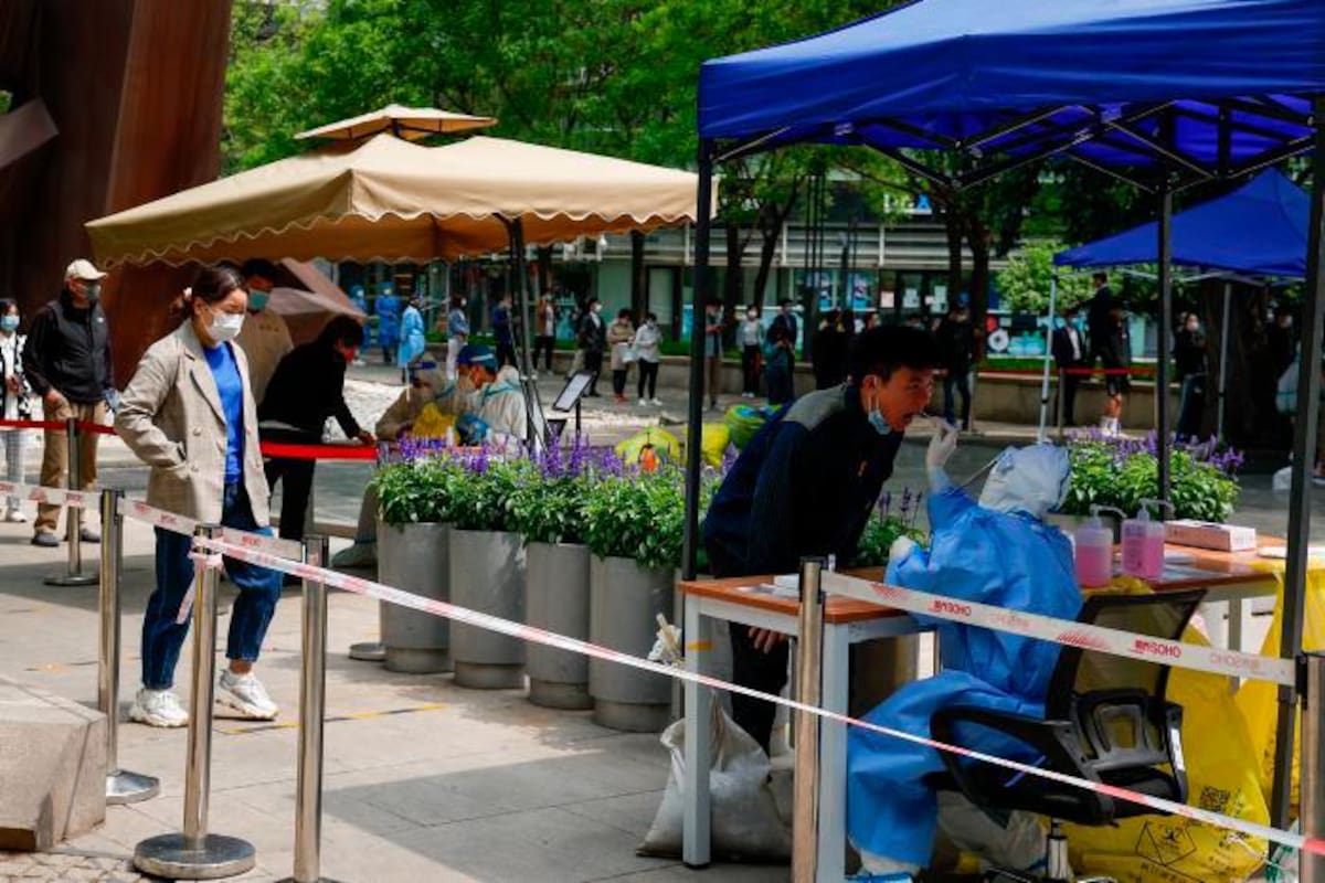 La respuesta de Beijing a brote de COVID es apuesta política