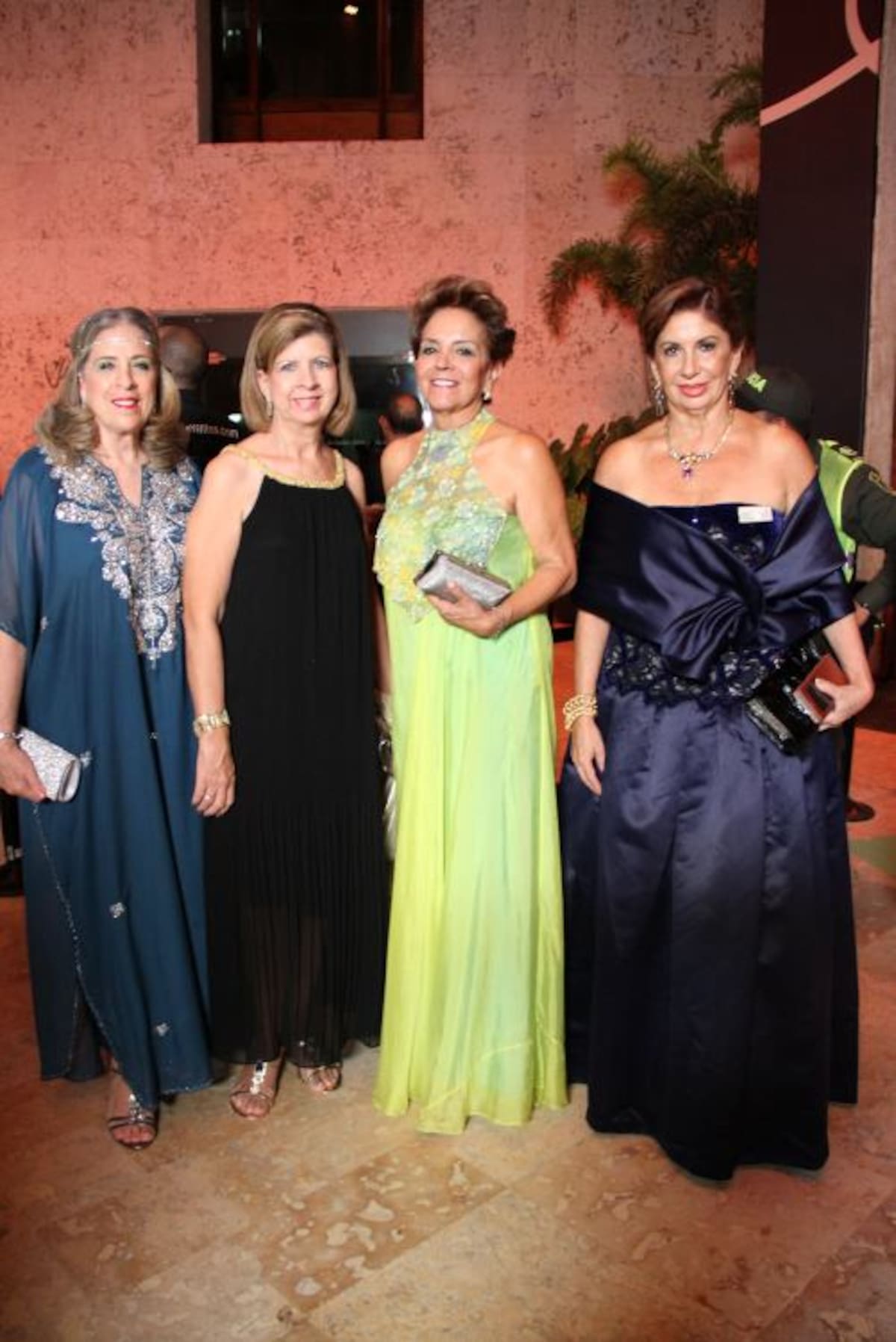 Cecilia de Bustamante, Rosina Restrepo ,Giomar de Salas y Adalgiza Frieri,