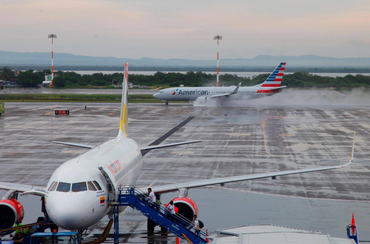 Aeronave de American aterrizando en el Aeropuerto Internacional Rafael Núñez. //Archivo